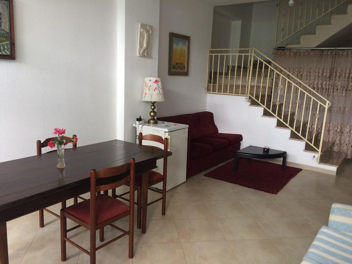 Nina Guest House 地拉那 外观 照片
